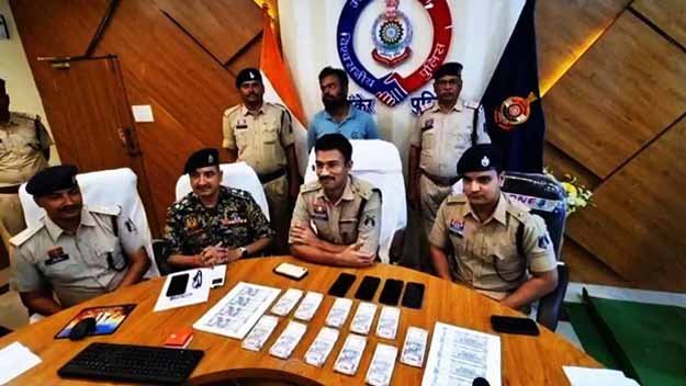 500-500 रुपये नकली नोट के साथ एक आरोपी  गिरफ्तार