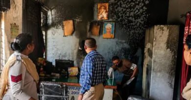 महेश बघेल महाविद्यालय में शॉर्ट सर्किट से लगी आग