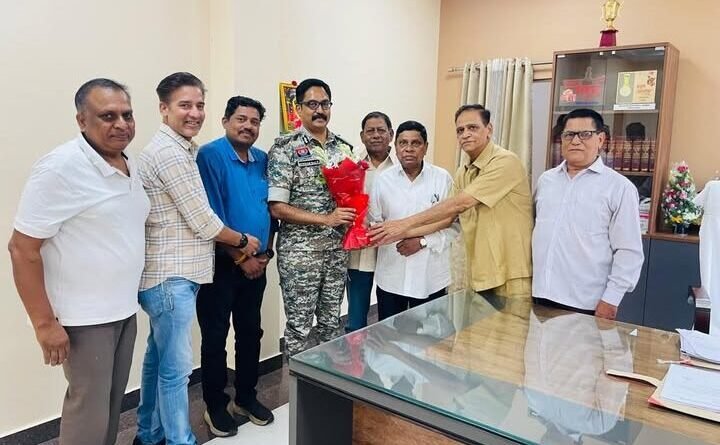 बस्तर आई जी सुंदरराज पी को मिली नई जिम्मेदारी, पत्रकारों ने दी शुभकामनाएं