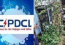 बिजली विभाग की लापरवाही, टीसी मीटर खम्भों पर लटके