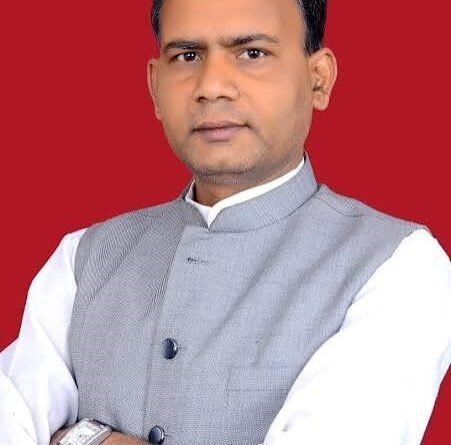 नए निवेश का दावा झूठा, पिछले ढाई साल में फूटी-कौड़ी नहीं आया, उल्टे मौजूदा उद्योग बंद हो रहे हैं:  कांग्रेस