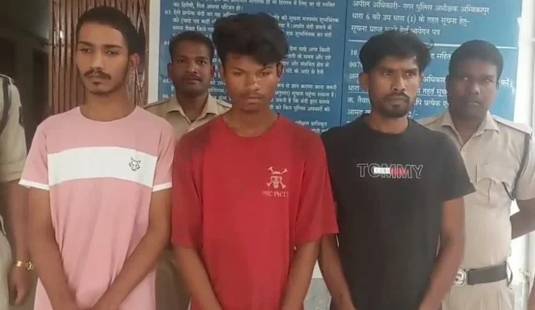 अंबिकापुर में 5 लाख की चोरी का खुलासा, घर के नौकर और ड्राइवर निकले चोर