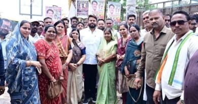 कांग्रेस ने पीएम और सीएम का पुतला फूंका, राज्य की नीतियों व जांच एजेंसियों के दुरुपयोग का आरोप
