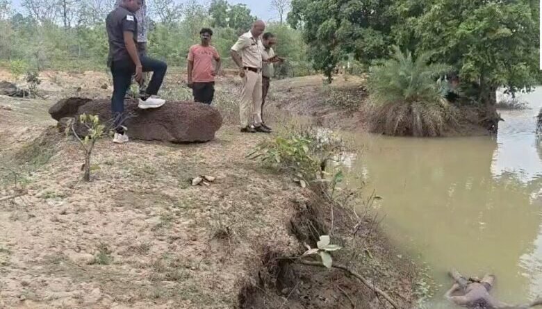 फिंगेश्वर के सरगी नाला में मिला युवक का सड़ा-गला शव