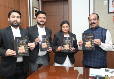 अधिवक्ता रानी की किताब NARCOTICS LAW AND REFORM का डिप्टी सीएम ने किया विमोचन